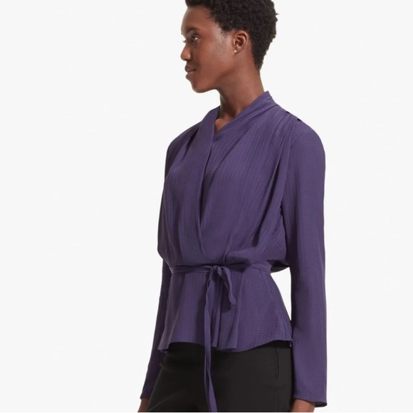 M.M. LAFLEUR The Twyla Top in Purple Light Foulard - Picture 2 of 14